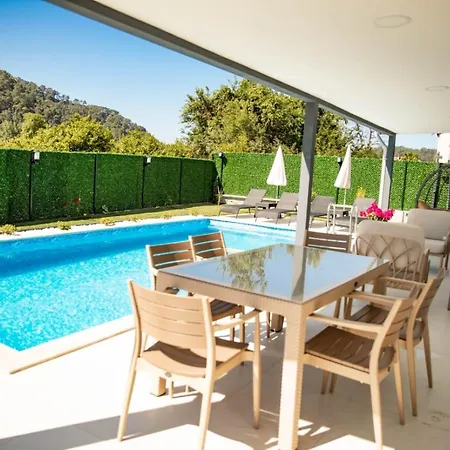 Villa Karatas Villa's Inlice
