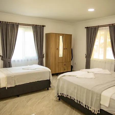 Villa Karatas Villa's *
